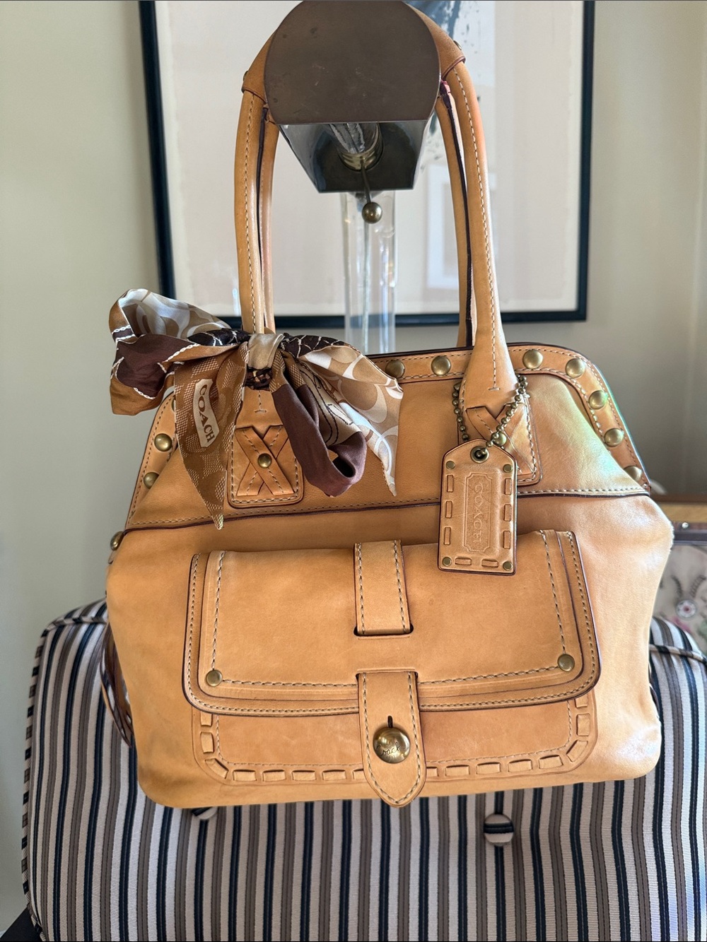 Vintage Y2K Coach 11977 Thompson Vachetta studded whipstitch bag - Picture 2 of 16